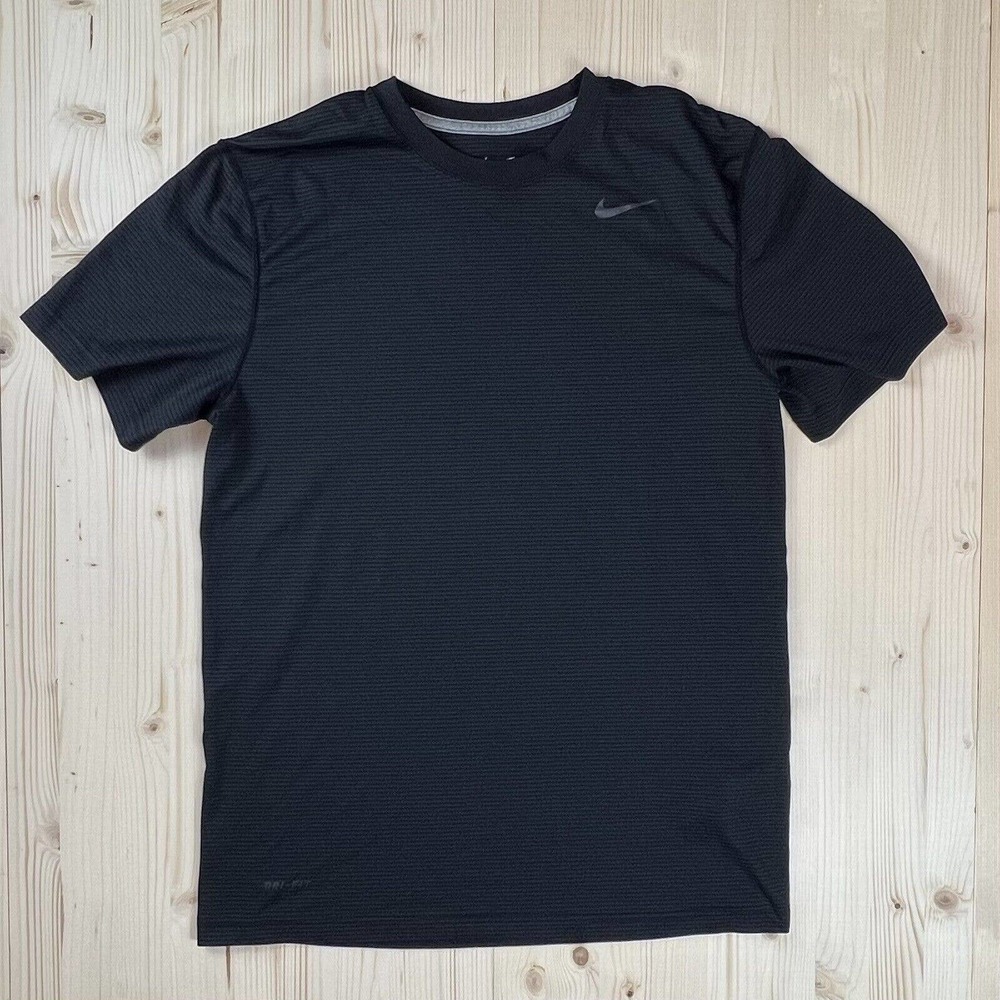Nike Mens Black Dri-Fit Touch Stripped Training Shirt Medium 588623